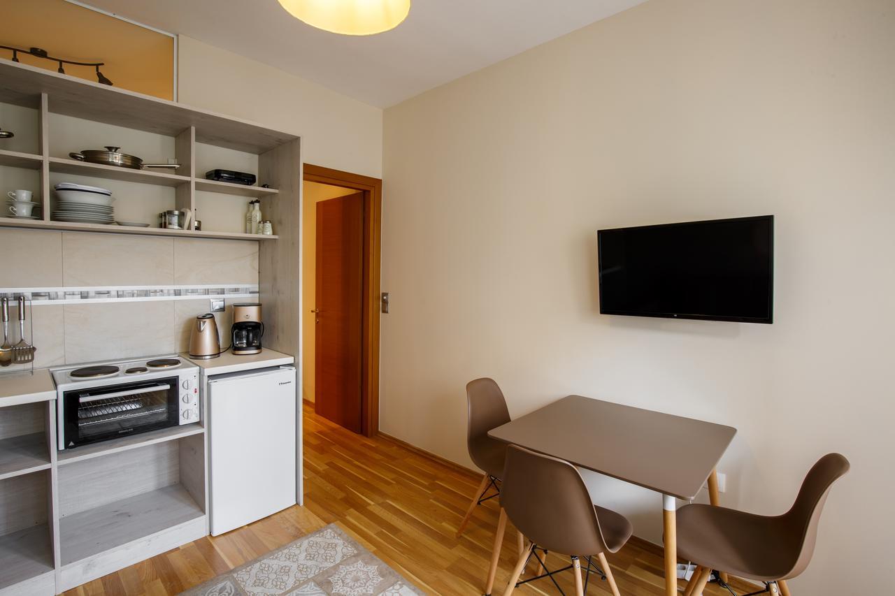 Evel'S Home Suites Салоники Экстерьер фото