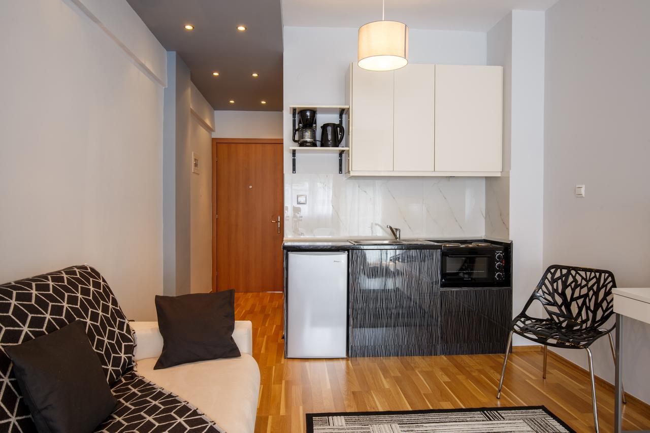 Evel'S Home Suites Салоники Экстерьер фото