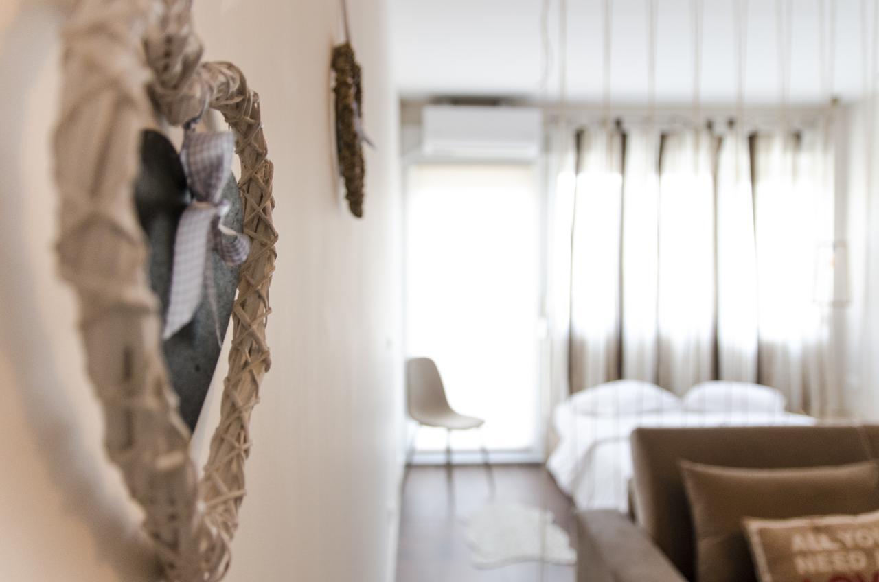Evel'S Home Suites Салоники Экстерьер фото